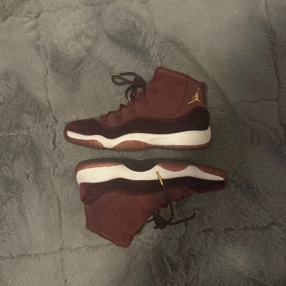 Jordan 11 Heiress Maroon Velvet